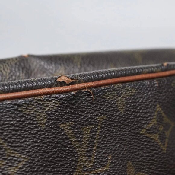 LOUIS VUITTON Monogram Compiegne 28 Clutch Bag - Picture 8 of 15